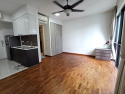 Esparina Residences (D19), Condominium #199756122